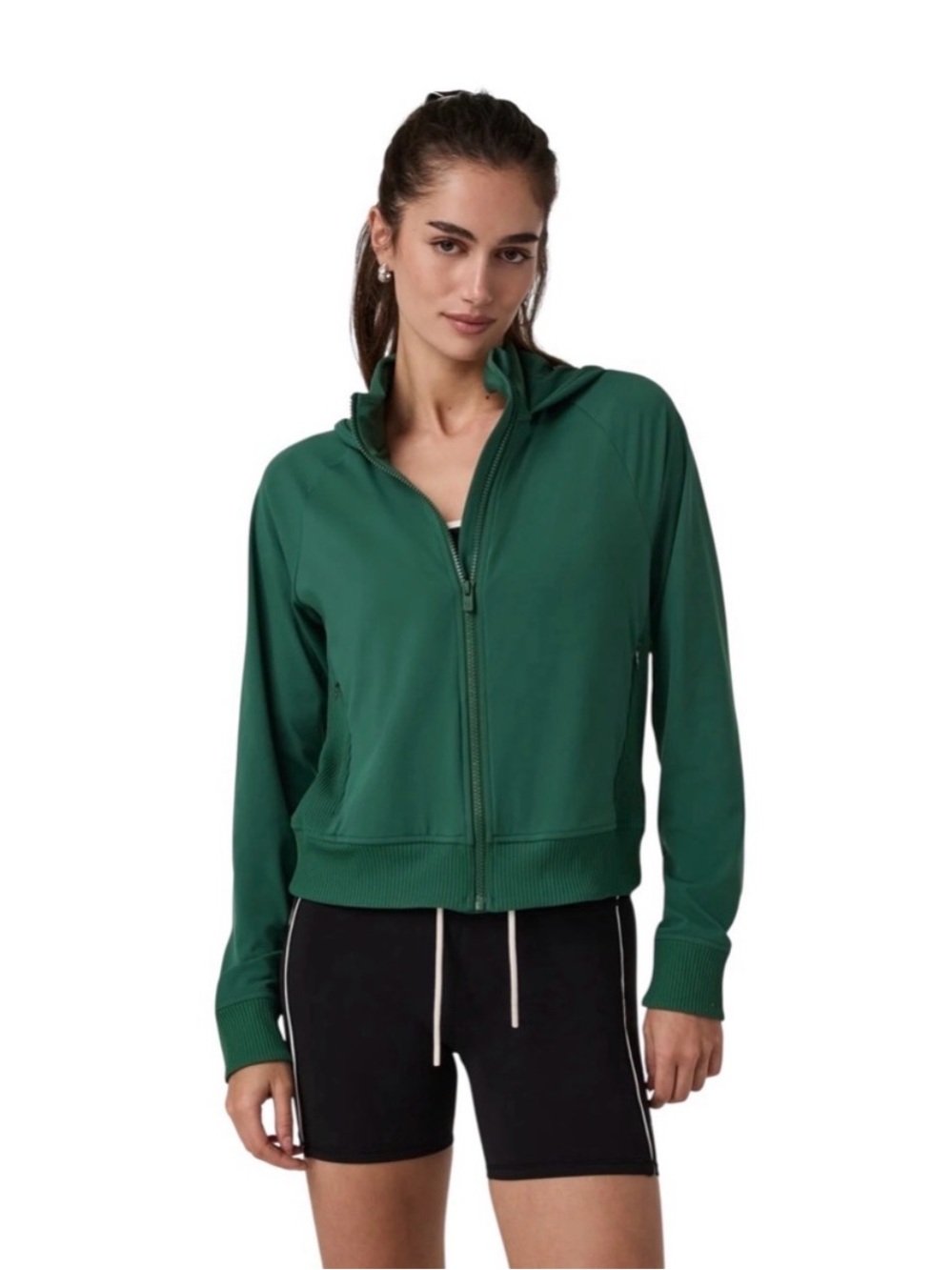 NWT! Vuori Daily Jacket in Viridian Green Medium. Sporty chic perfection!